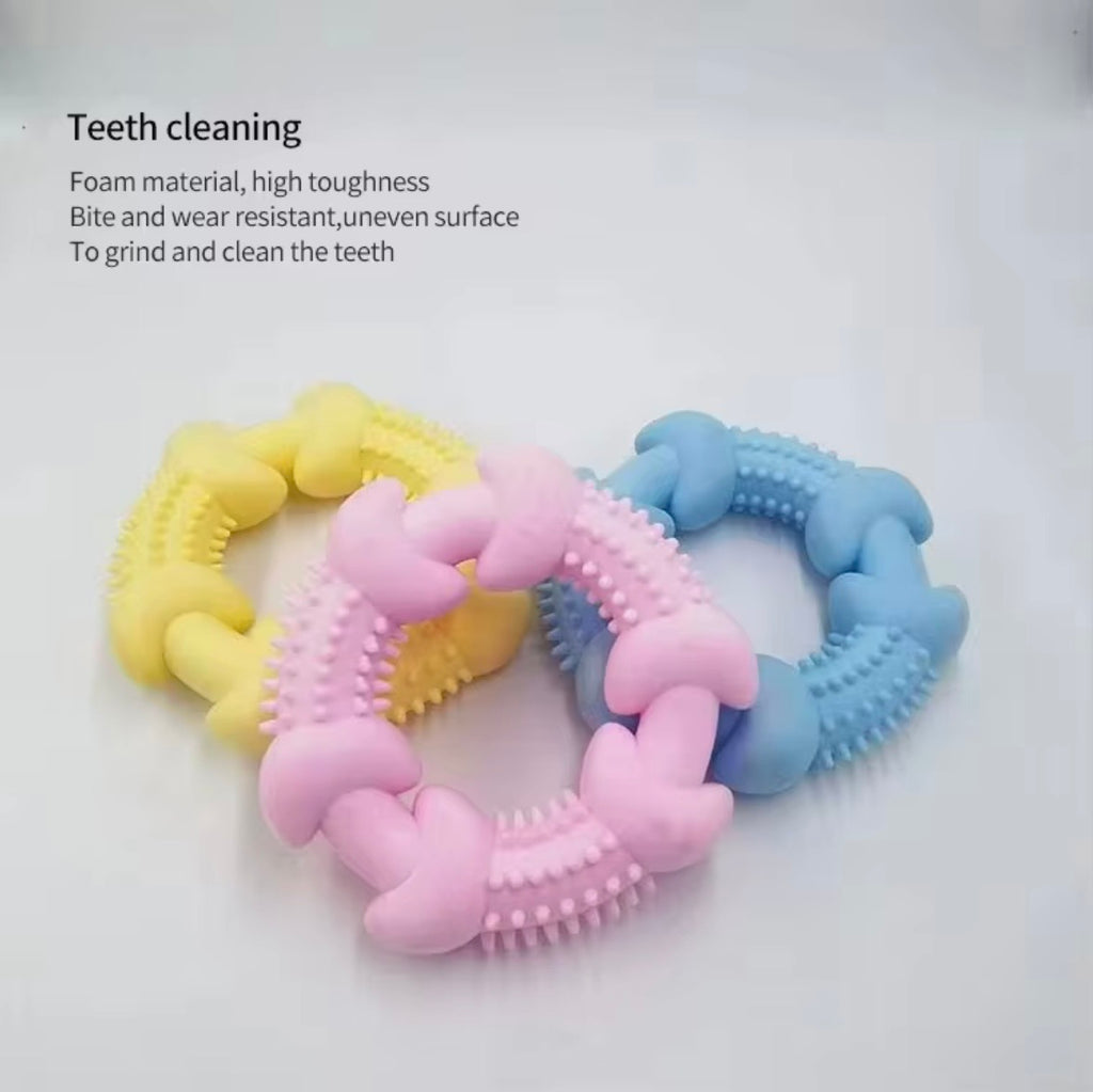 Trixie Floatable Natural Rubber Wavy Ring in blue